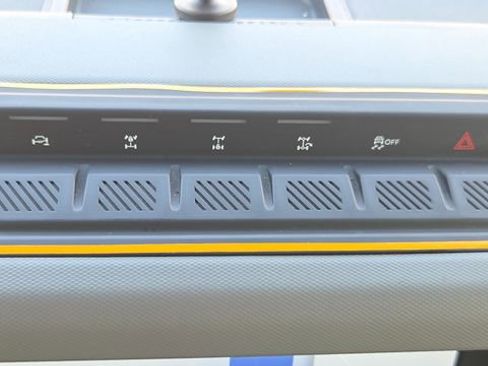 Used 2022 Ford Bronco Badlands w/ Sasquatch Package image 38