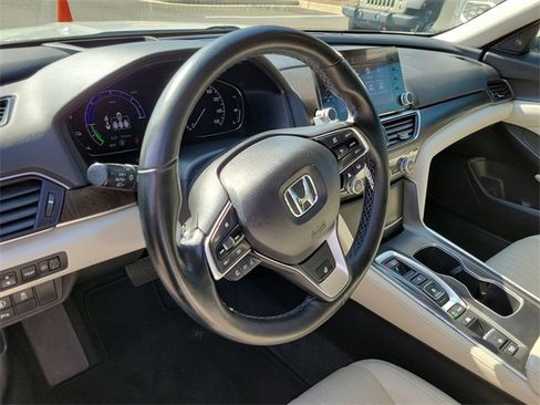 Used 2021 Honda Accord Touring image 18