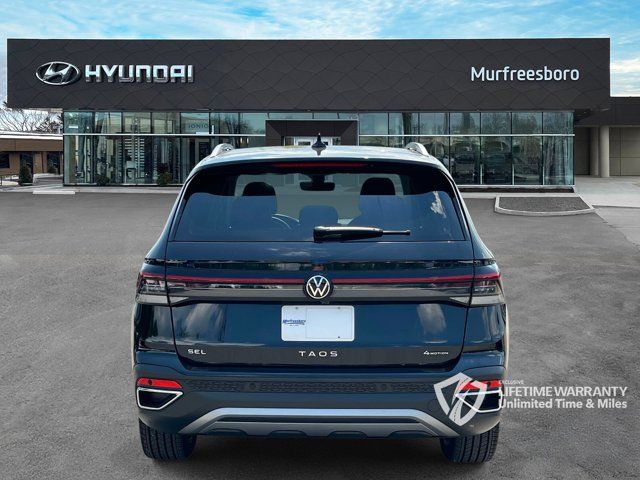 Used 2025 Volkswagen Taos SEL AWD/4WD image 7