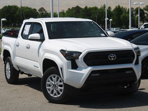 New 2025 Toyota Tacoma SR5 image 6