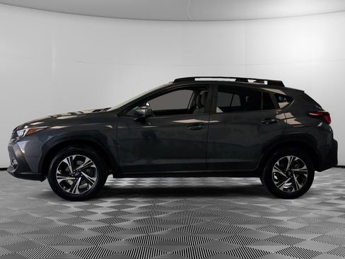 Used 2024 Subaru Crosstrek 2.0i Premium image 5