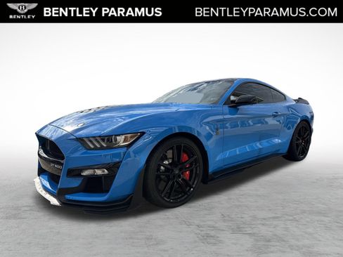 Used 2022 Ford Mustang Shelby GT500 w/ Technology Package image 1