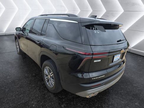 New 2026 Chevrolet Traverse LT w/ Enhanced Driving Package FWD image 7