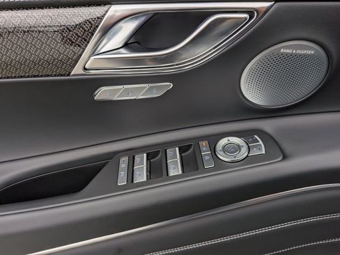 New 2026 Genesis GV80 3.5T e-SC AWD/4WD image 11