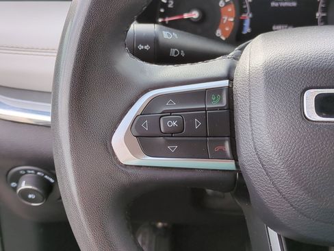 Used 2023 Jeep Compass Limited image 18