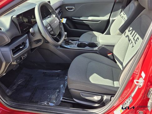 Certified 2025 Kia K4 LXS image 10