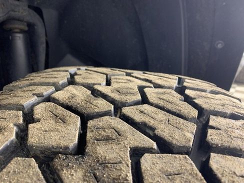 Used 2023 RAM 2500 Limited image 31