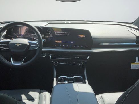 New 2026 Chevrolet Traverse LT FWD image 10