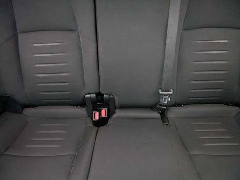 Used 2024 Toyota Tacoma TRD Off-Road image 14