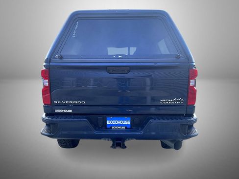 Used 2022 Chevrolet Silverado 2500 High Country image 6