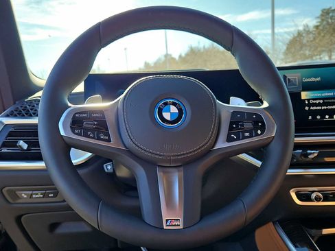 Used 2026 BMW X5 xDrive50e w/ M Sport Package AWD/4WD image 20