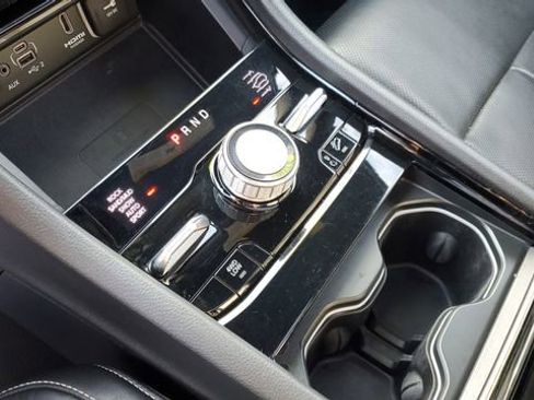 Used 2022 Jeep Grand Cherokee Overland w/ Advanced Protech Group III image 23