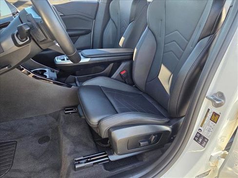 Used 2024 BMW X1 xDrive28i w/ Technology Package image 15