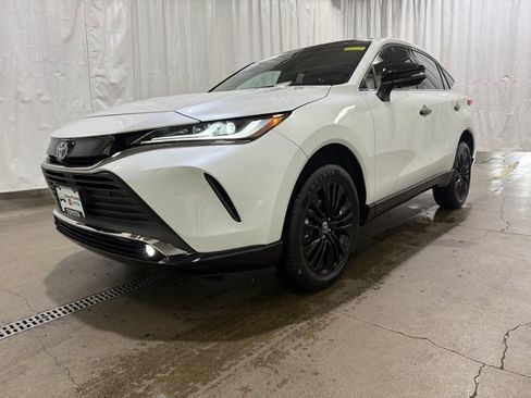 Certified 2024 Toyota Venza Nightshade image 25