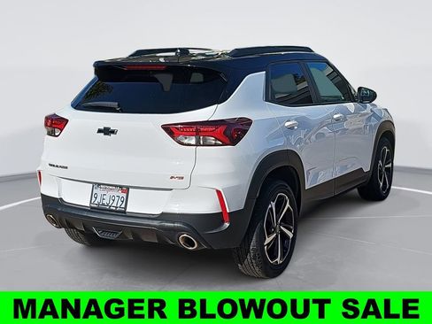 Used 2023 Chevrolet TrailBlazer RS FWD image 3