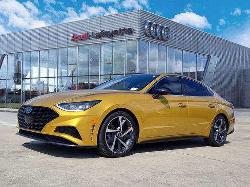 Used 2021 Hyundai Sonata SEL Plus FWD image 1