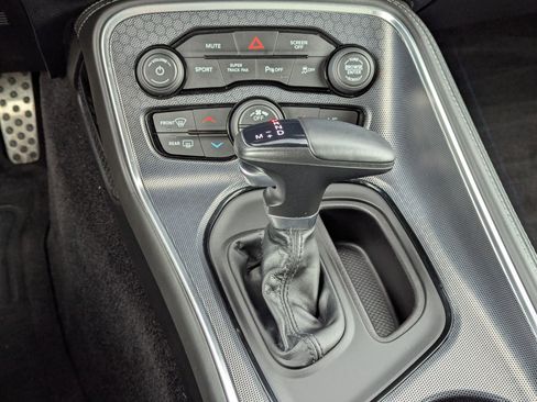 Used 2018 Dodge Challenger T/A image 17