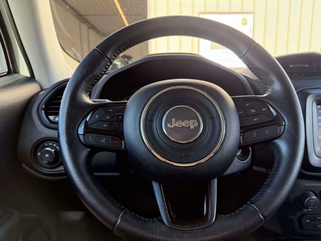 Certified 2020 Jeep Renegade Altitude AWD/4WD image 21