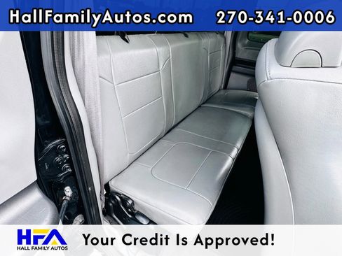 Used 2006 Ford F350 Lariat image 17