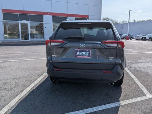 Used 2025 Toyota RAV4 XLE image 6