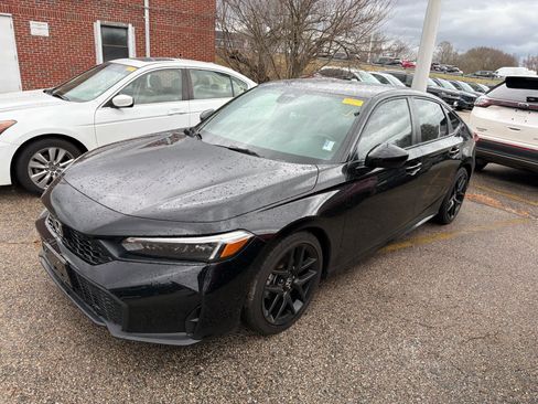 Used 2025 Honda Civic Sport image 9