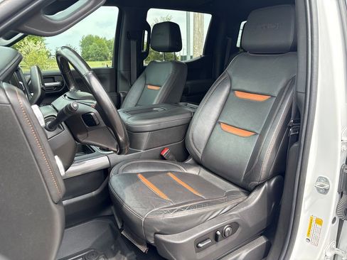 Certified 2021 GMC Sierra 1500 AT4 w/ AT4 Value Package AWD/4WD image 17