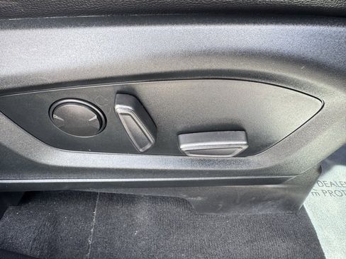 Used 2022 Ford Explorer Limited w/ Equipment Group 301A image 25