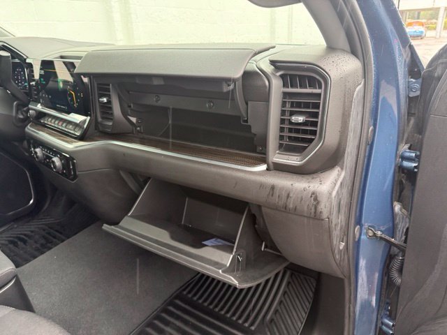 Used 2024 Chevrolet Silverado 1500 LT AWD/4WD image 25