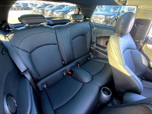 Used 2023 MINI Cooper S image 16