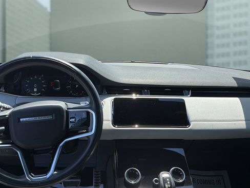 Used 2022 Land Rover Range Rover Evoque R-Dynamic S AWD/4WD image 20