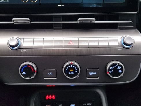 New 2026 Hyundai Kona SE image 15