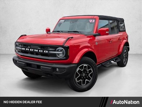 Certified 2023 Ford Bronco Outer Banks AWD/4WD image 1