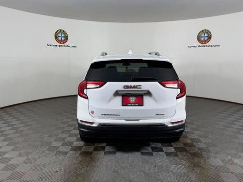 Used 2023 GMC Terrain SLT AWD/4WD image 21