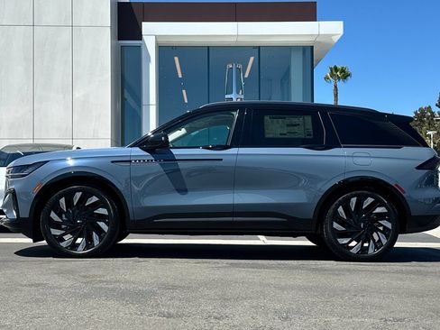 New 2026 Lincoln Nautilus Reserve AWD/4WD image 6