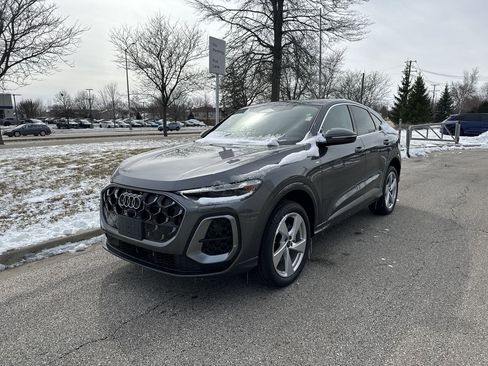 New 2025 Audi Q5 Premium Plus image 23