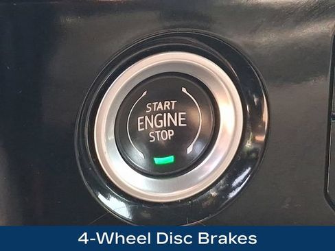 Used 2023 Chevrolet Silverado 1500 LT AWD/4WD image 18