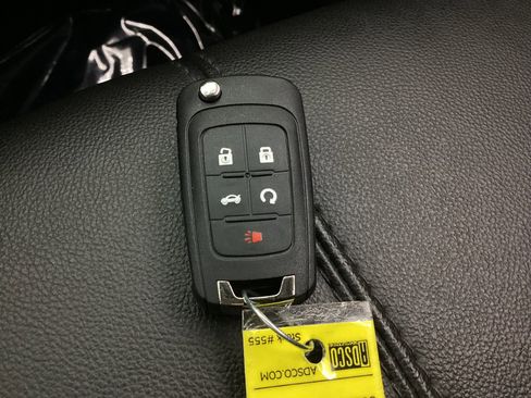 Used 2019 Chevrolet Impala LT FWD image 43