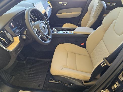 Used 2026 Volvo XC60 B5 Plus w/ Protection Package Premier AWD/4WD image 17