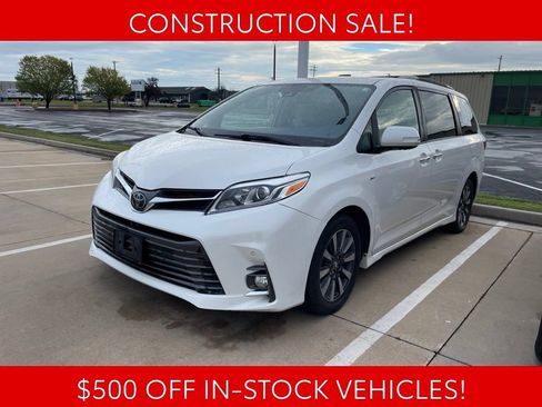 Used 2020 Toyota Sienna Limited Premium AWD/4WD image 2