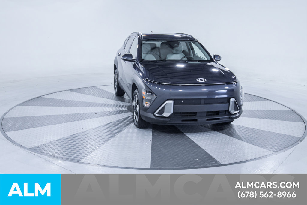 Used 2025 Hyundai Kona SEL AWD/4WD image 15