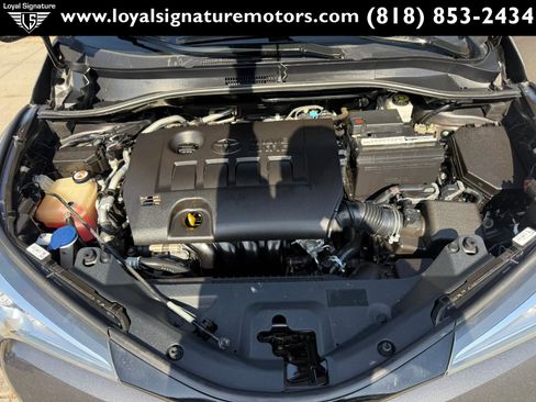 Used 2018 Toyota C-HR XLE FWD image 31
