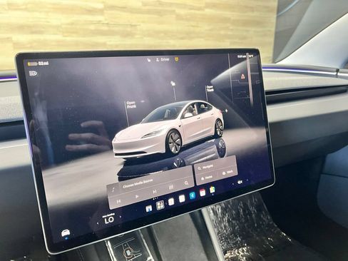 Used 2025 Tesla Model 3 Long Range RWD image 20