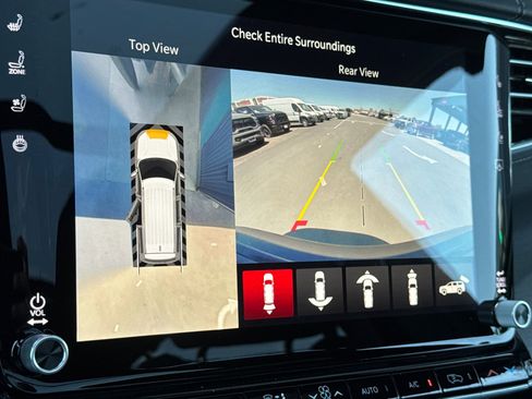 New 2026 Jeep Grand Wagoneer Limited AWD/4WD image 18