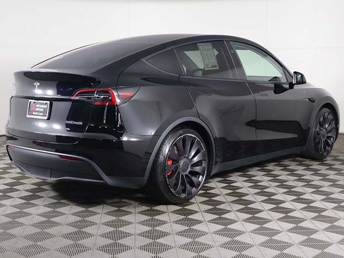 Used 2023 Tesla Model Y Performance AWD/4WD image 14