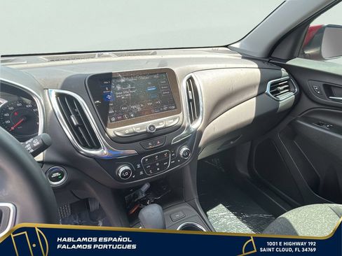 Used 2024 Chevrolet Equinox LT FWD image 17