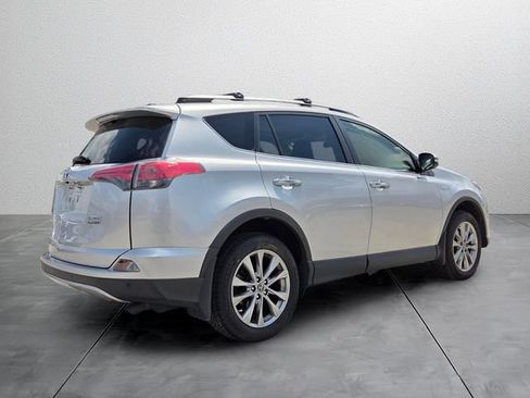 Used 2016 Toyota RAV4 Limited AWD/4WD image 4