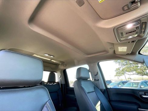 Used 2020 Chevrolet Silverado 2500 LTZ w/ LTZ Plus Package image 28