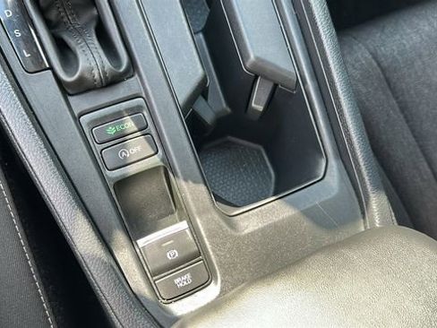 Used 2023 Honda Accord EX image 19