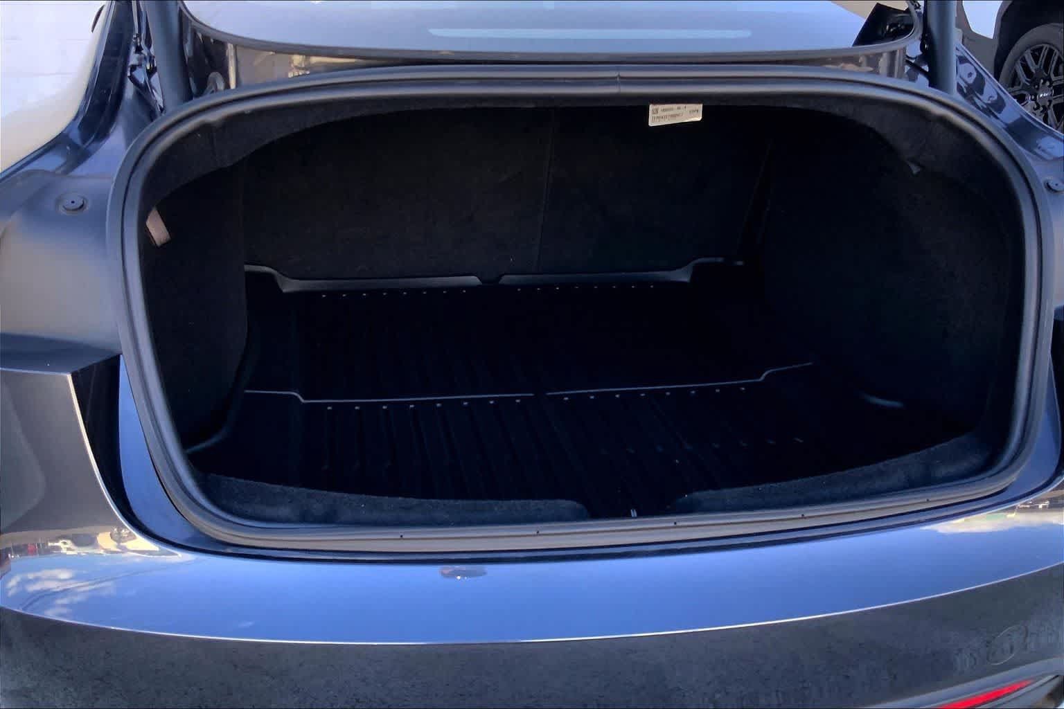Used 2024 Tesla Model 3 Standard Range RWD image 18