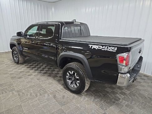 Used 2023 Toyota Tacoma TRD Off-Road image 9